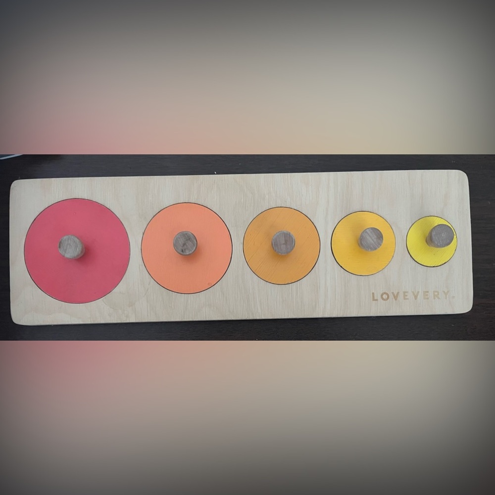 Used Lovevery Circle of Friends Puzzle from The Babbler Playkit